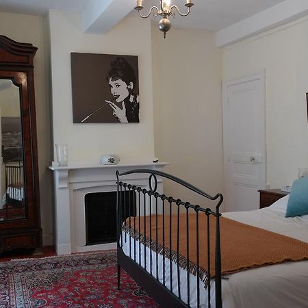 Penthouse Apartment Overlooking Place Carnot Carcassone Exterior photo
